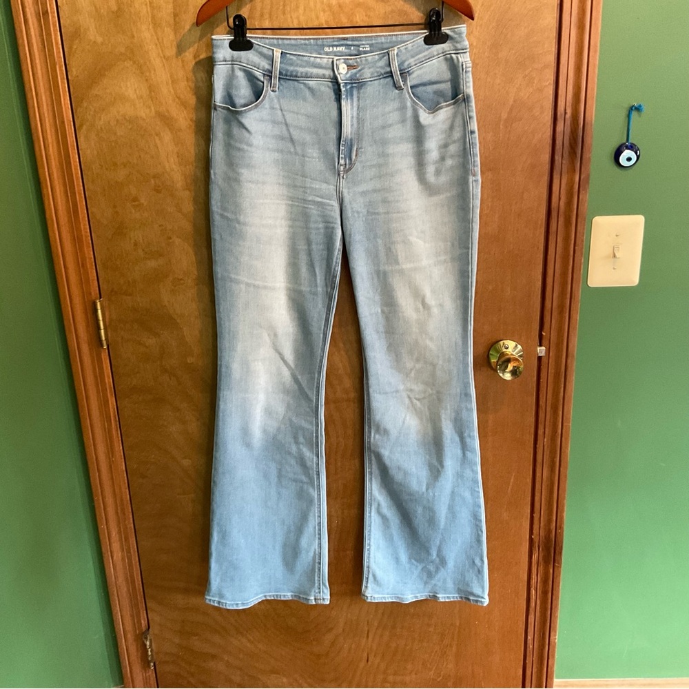 Old Navy High-Rise Wow Flare Light Wash Jeans